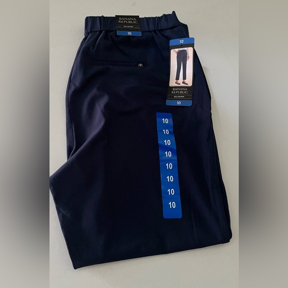 Banana Republic ladies pull on   pants - Picture 10 of 10